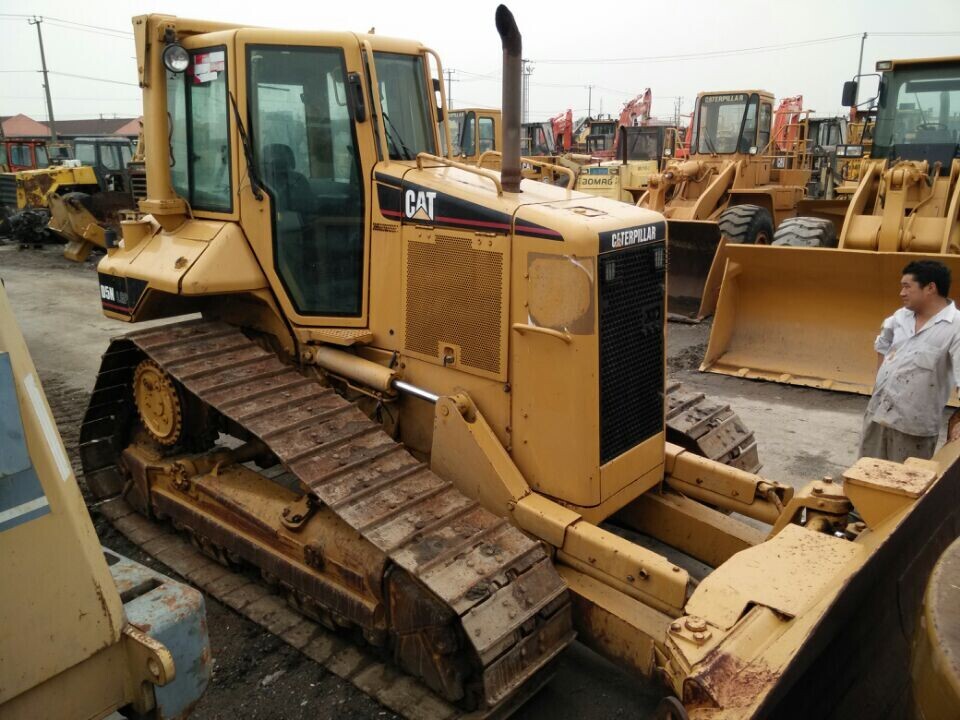 CATERPILLAR D5N - Buldozers: foto 3 CATERPILLAR D5N - Buldozers: foto 3