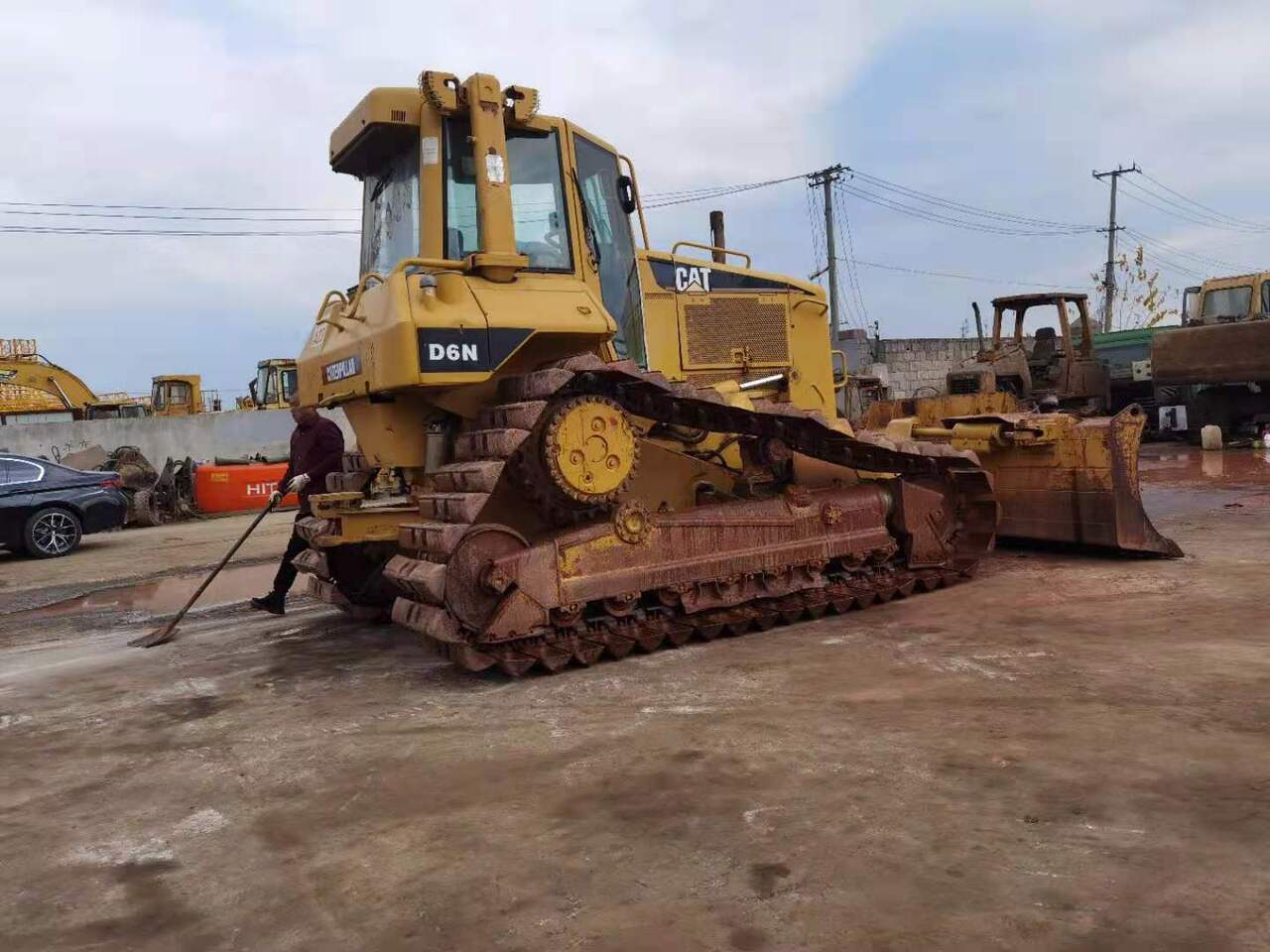 CATERPILLAR D6N - Buldozers: foto 4 CATERPILLAR D6N - Buldozers: foto 4