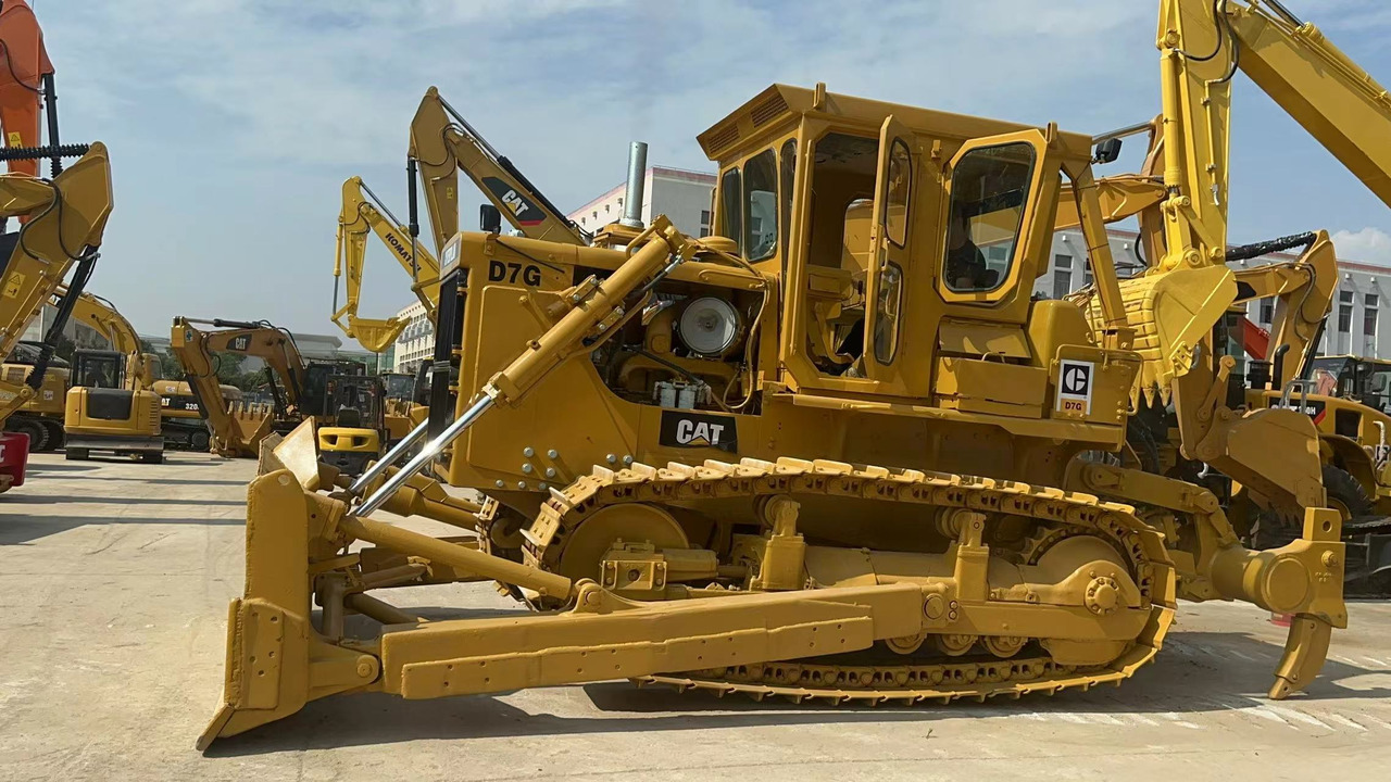 CATERPILLAR D7G - Buldozers: foto 3 CATERPILLAR D7G - Buldozers: foto 3