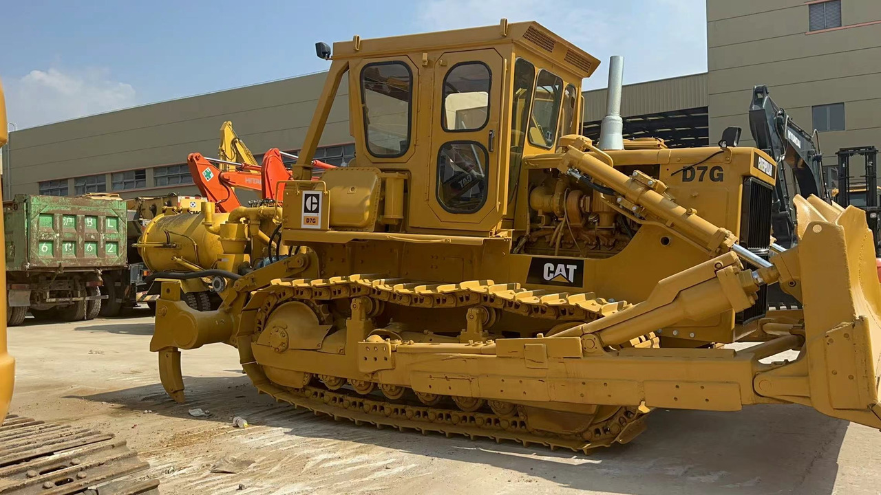 CATERPILLAR D7G - Buldozers: foto 5 CATERPILLAR D7G - Buldozers: foto 5