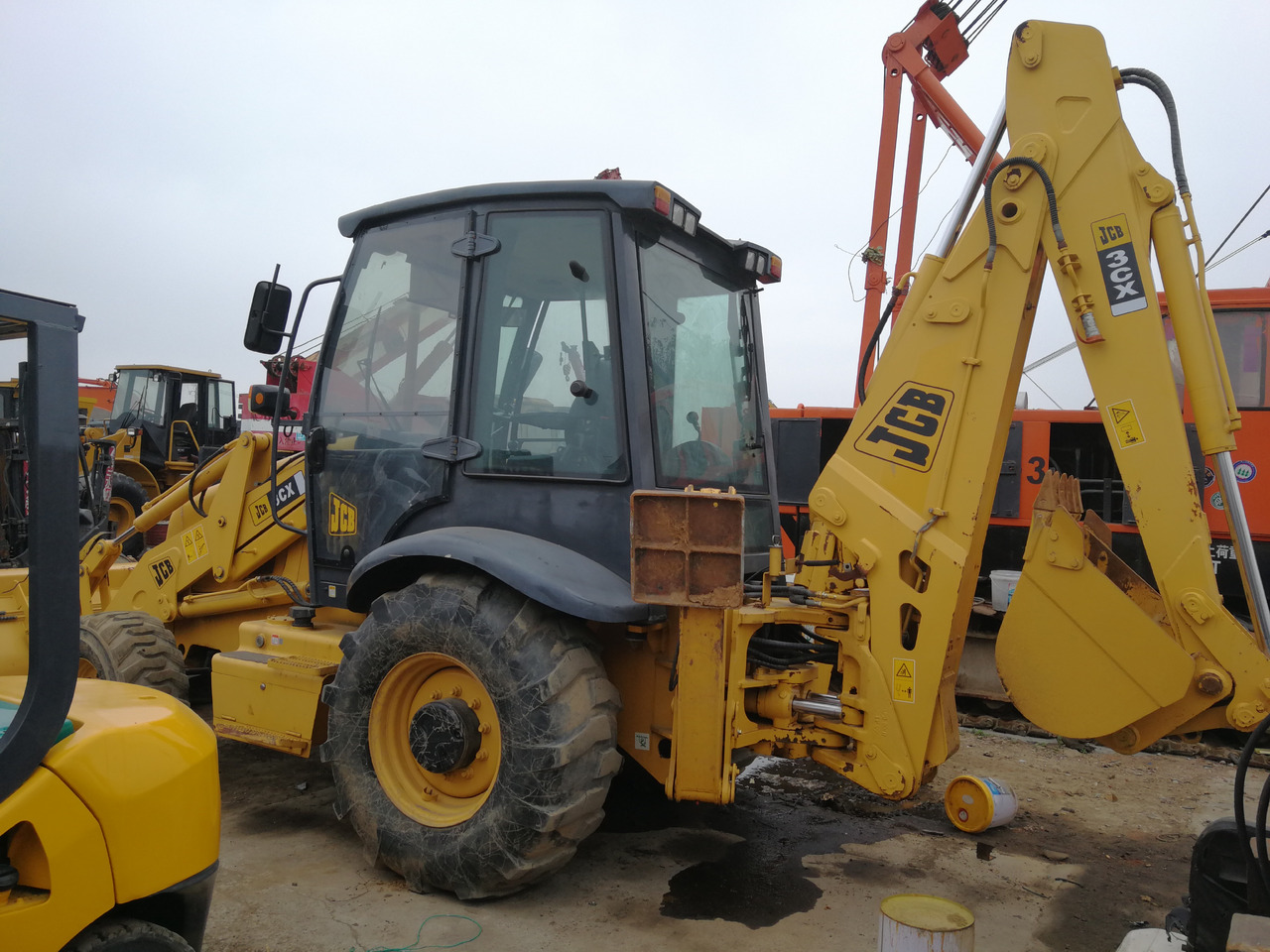 JCB 3CX - Ekskavators-iekrāvējs: foto 5 JCB 3CX - Ekskavators-iekrāvējs: foto 5