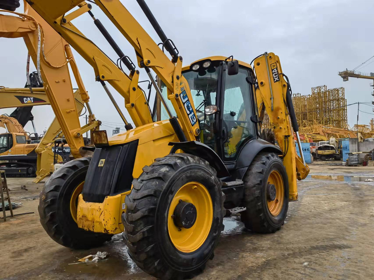 JCB 4CX ECO - Ekskavators-iekrāvējs: foto 3 JCB 4CX ECO - Ekskavators-iekrāvējs: foto 3