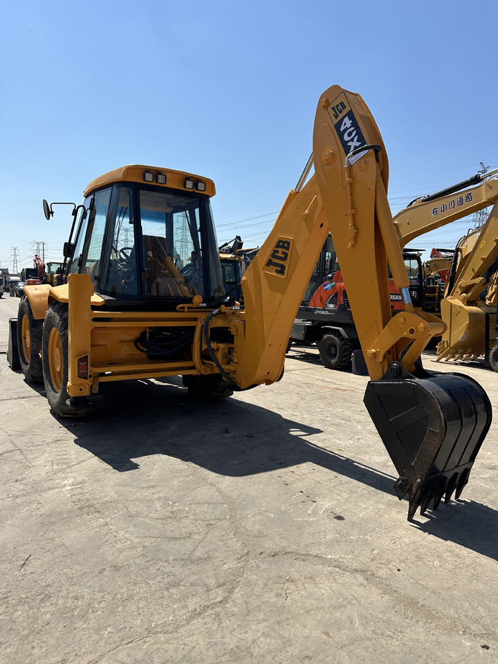JCB 4CX - Ekskavators-iekrāvējs: foto 5 JCB 4CX - Ekskavators-iekrāvējs: foto 5
