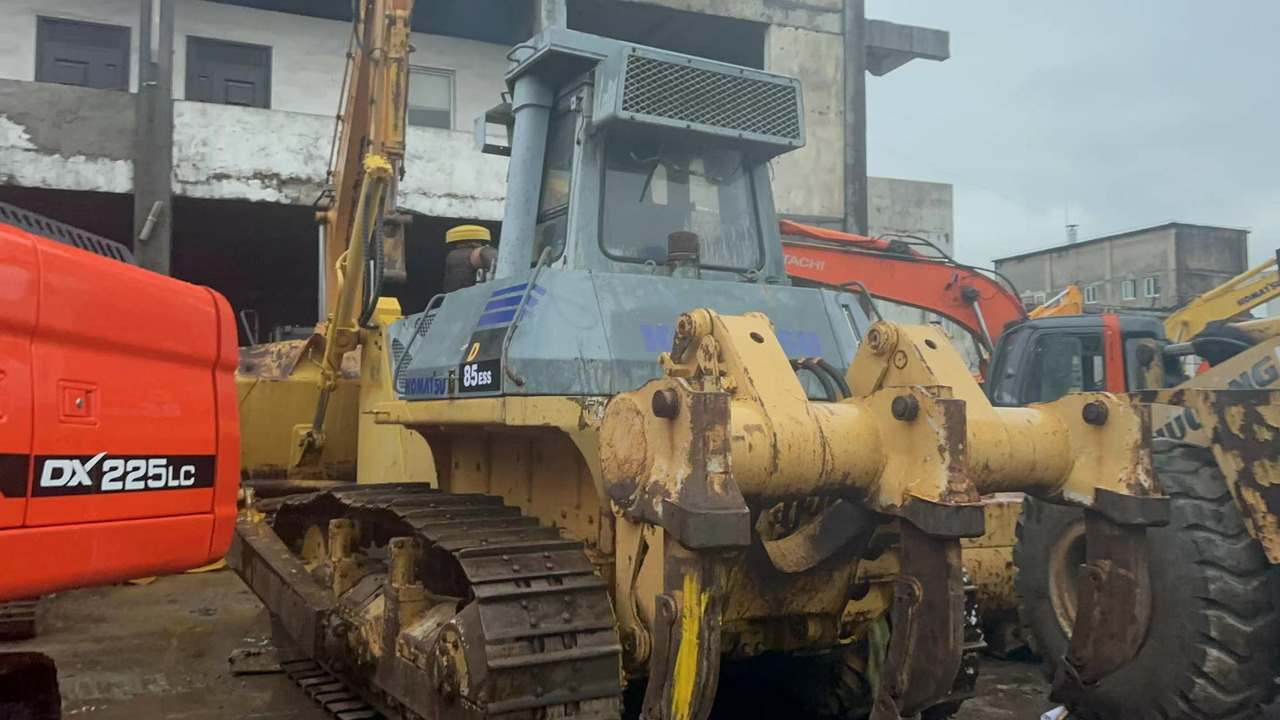 KOMATSU D85 - Buldozers: foto 3 KOMATSU D85 - Buldozers: foto 3