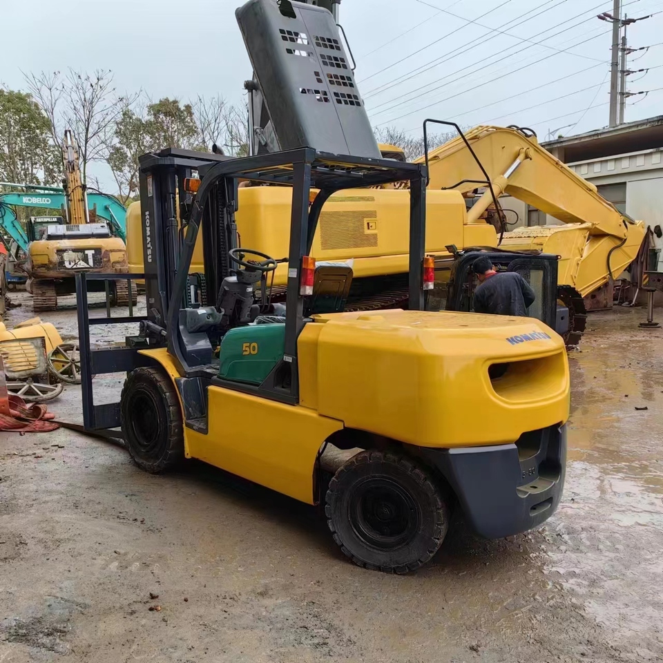 KOMATSU FD50AT-7 - Autokrāvējs: foto 1 KOMATSU FD50AT-7 - Autokrāvējs: foto 1