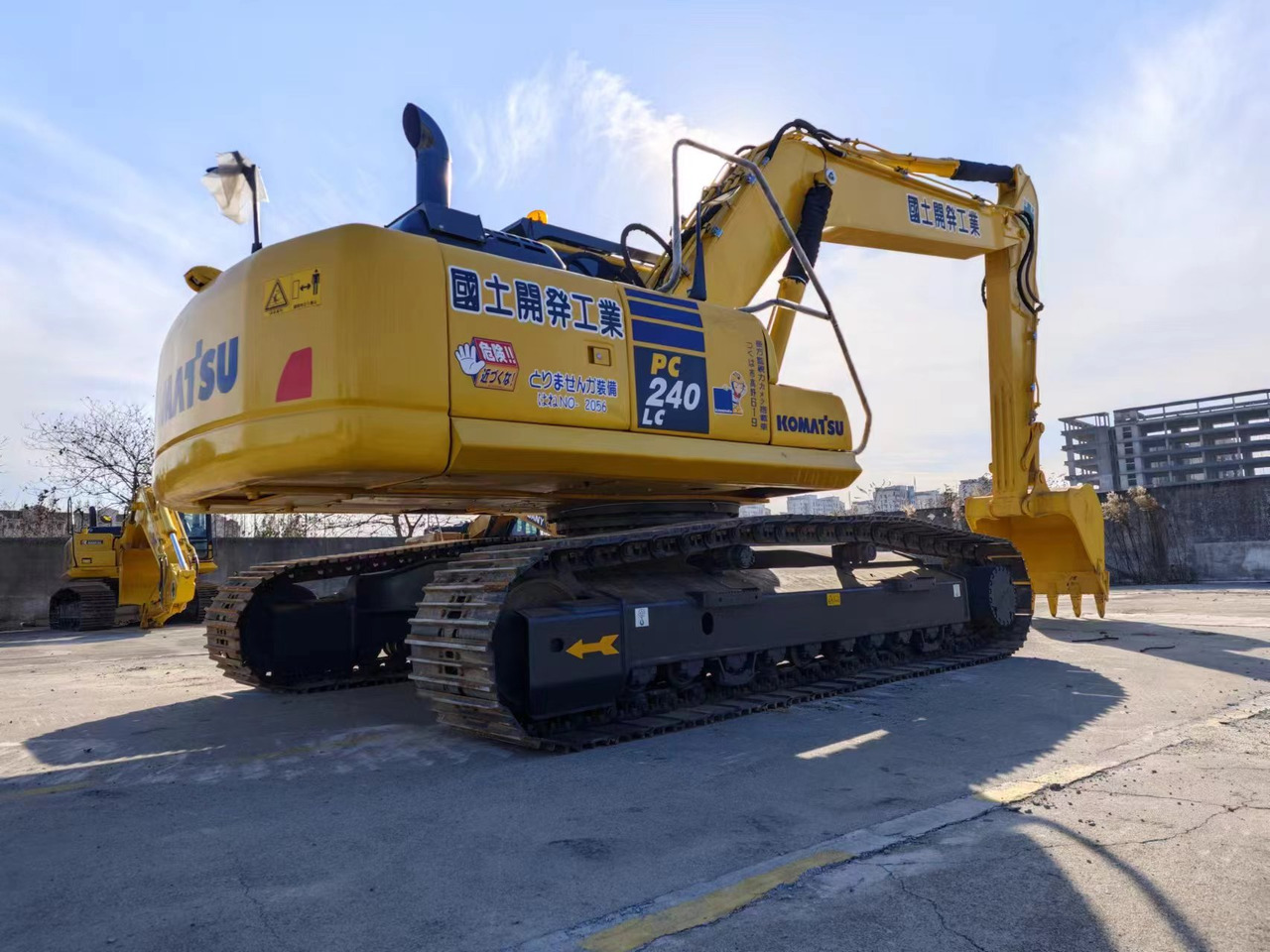 KOMATSU PC240LC-8N1 - Ekskavators: foto 4 KOMATSU PC240LC-8N1 - Ekskavators: foto 4