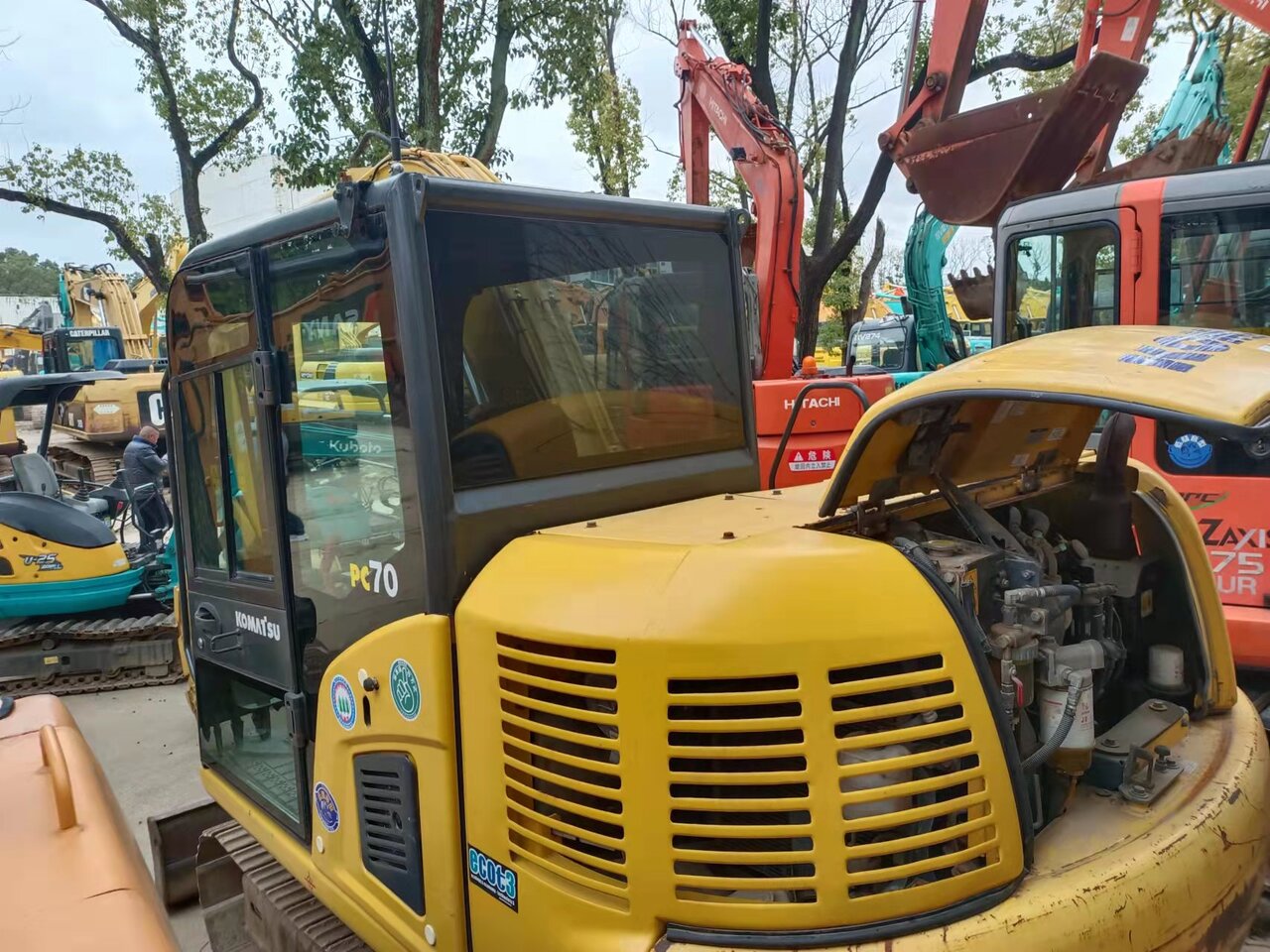 KOMATSU PC70 - Mini-ekskavators: foto 2 KOMATSU PC70 - Mini-ekskavators: foto 2