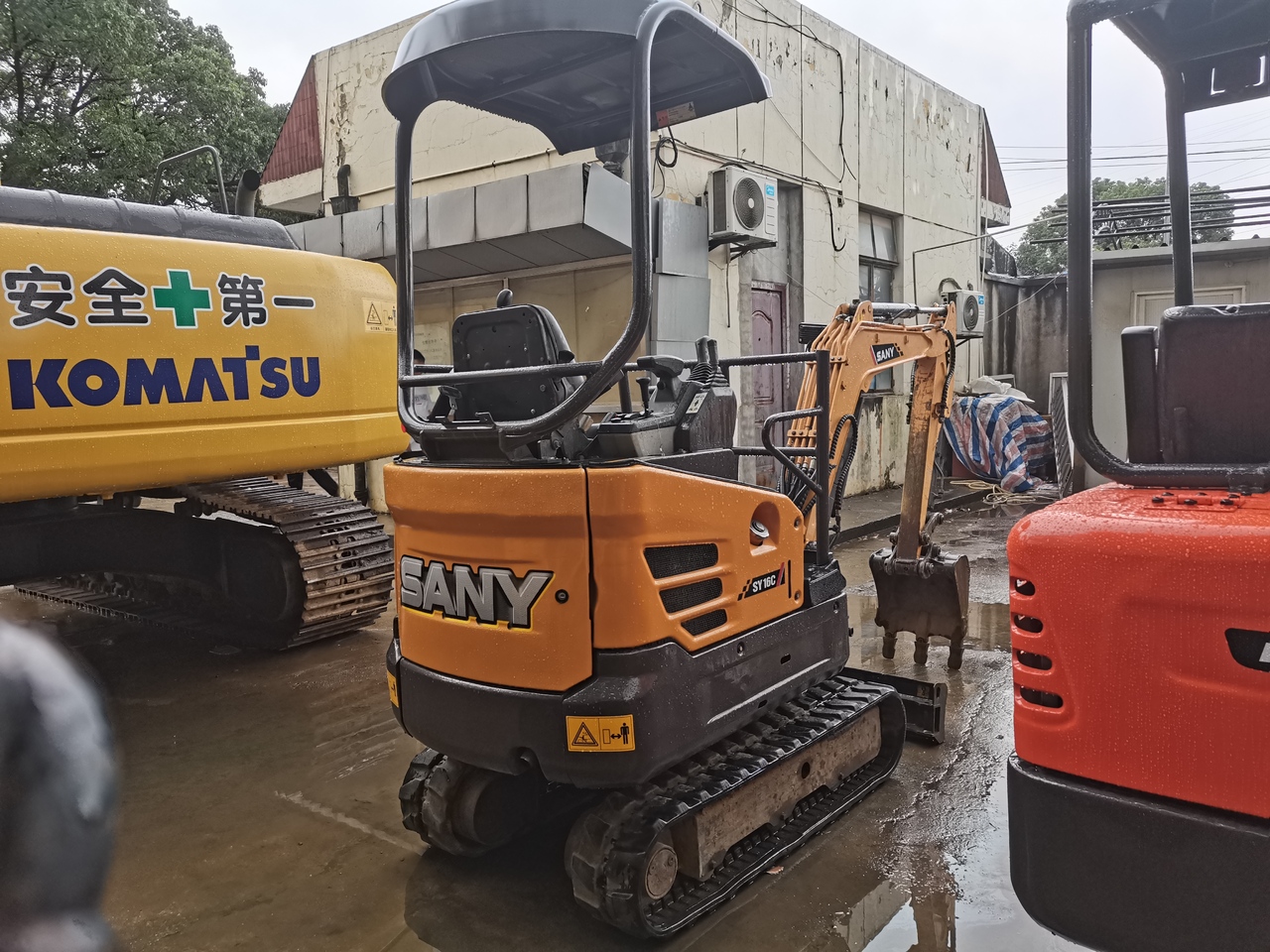SANY SY16C -excavator - Kāpurķēžu ekskavators: foto 3 SANY SY16C -excavator - Kāpurķēžu ekskavators: foto 3