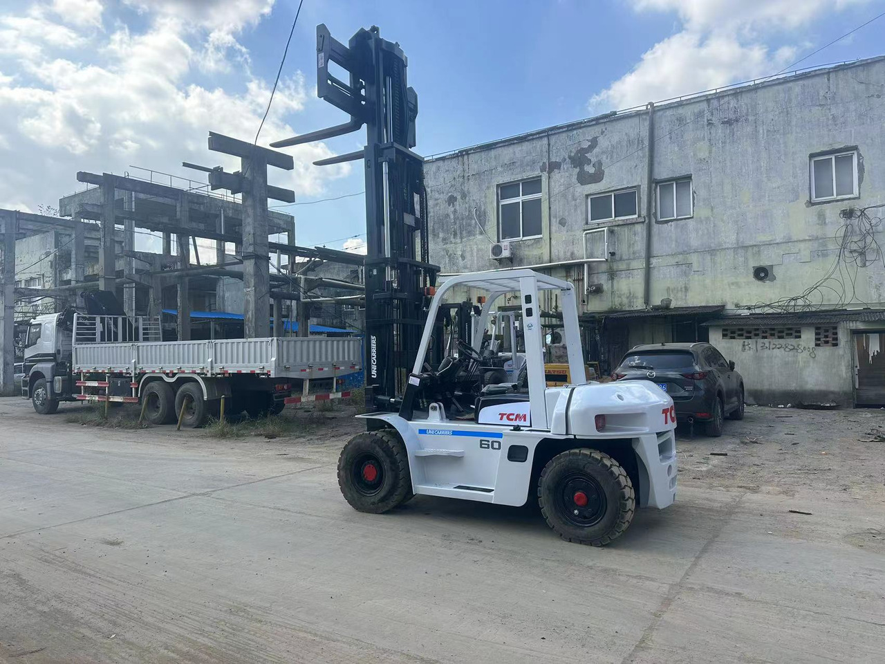 TCM FD60-Forklift - Autokrāvējs: foto 1 TCM FD60-Forklift - Autokrāvējs: foto 1