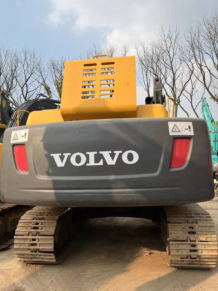 VOLVO EC210BLC - Kāpurķēžu ekskavators: foto 4 VOLVO EC210BLC - Kāpurķēžu ekskavators: foto 4