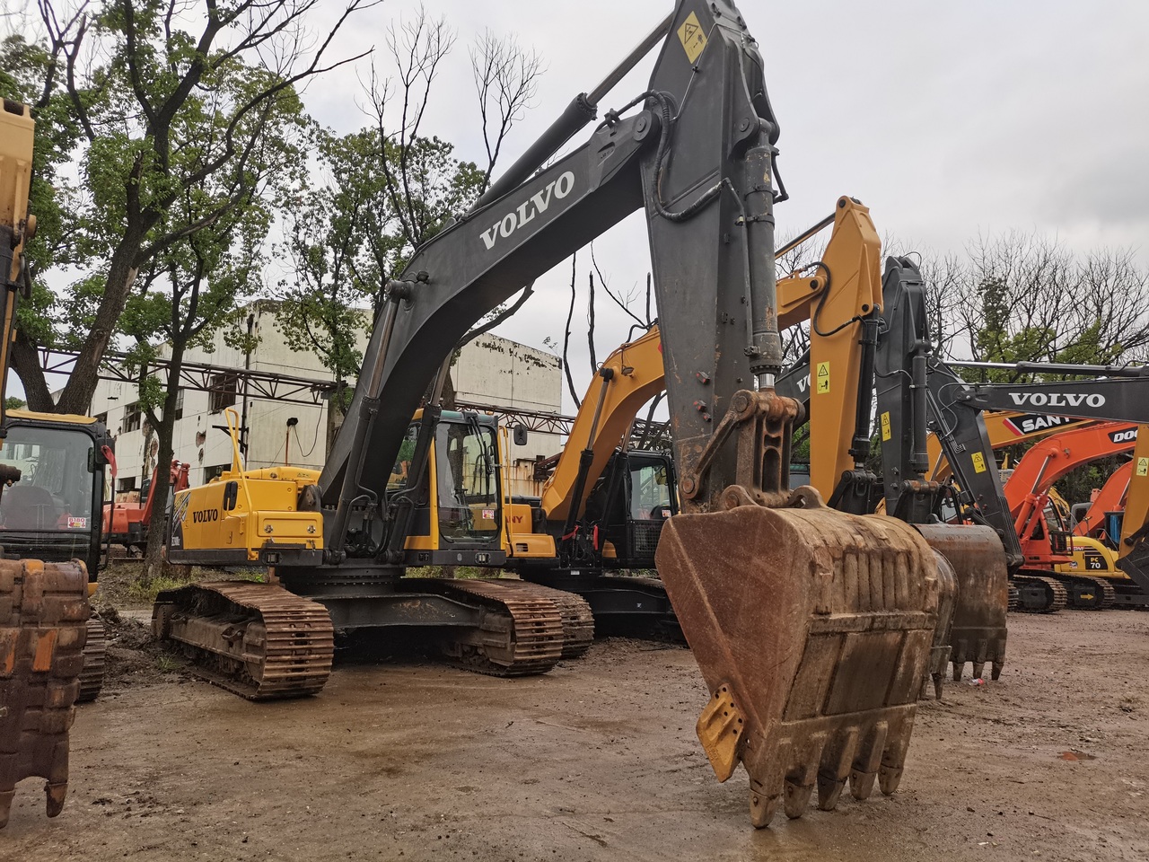 VOLVO EC290BLC - Kāpurķēžu ekskavators: foto 3 VOLVO EC290BLC - Kāpurķēžu ekskavators: foto 3
