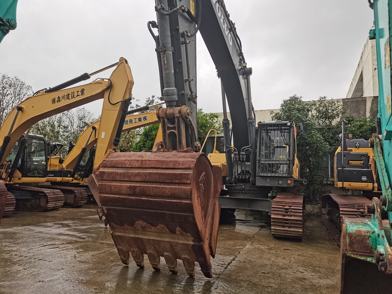 VOLVO EC380DL - Kāpurķēžu ekskavators: foto 3 VOLVO EC380DL - Kāpurķēžu ekskavators: foto 3