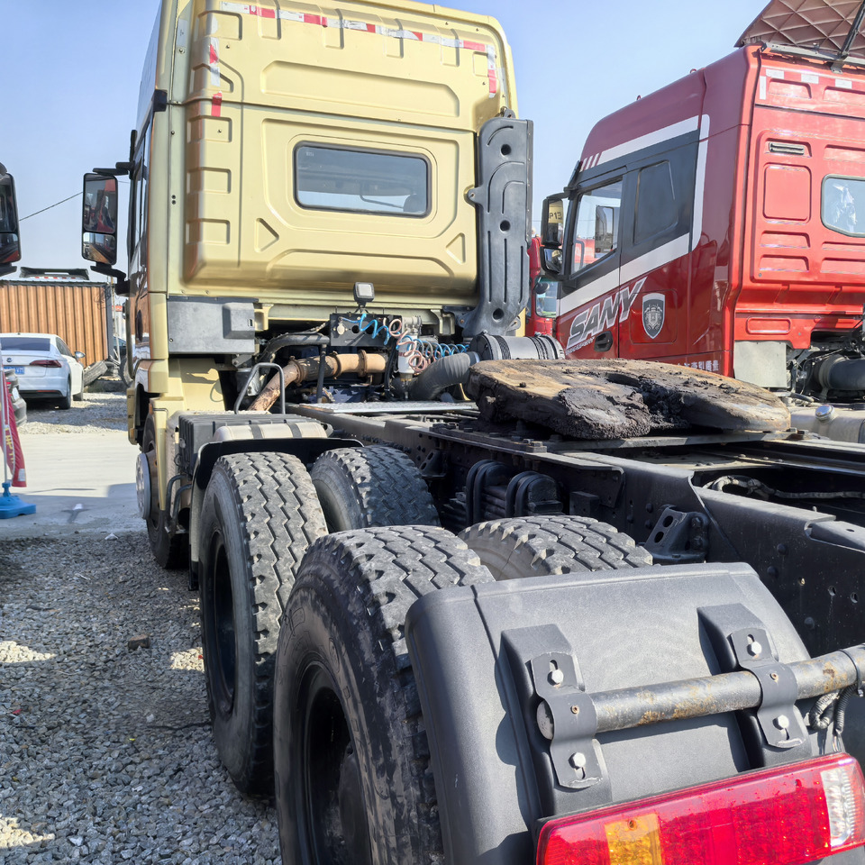 SHACMAN X3000 6x4 - Vilcējs: foto 4 SHACMAN X3000 6x4 - Vilcējs: foto 4