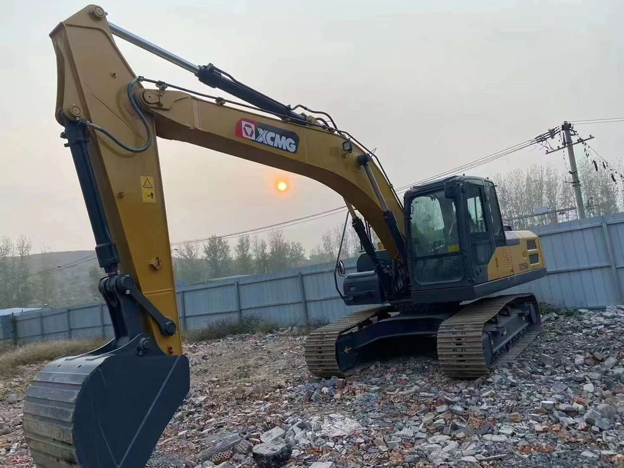 XCMG XE215DA - Kāpurķēžu ekskavators: foto 2 XCMG XE215DA - Kāpurķēžu ekskavators: foto 2