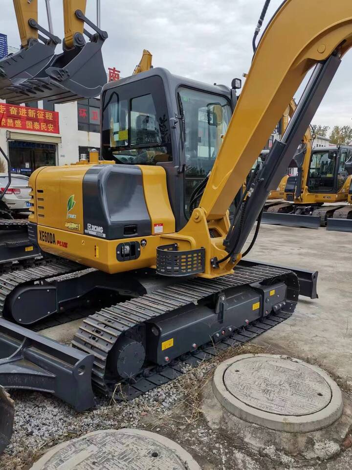 XCMG XE60DA - Kāpurķēžu ekskavators: foto 2 XCMG XE60DA - Kāpurķēžu ekskavators: foto 2
