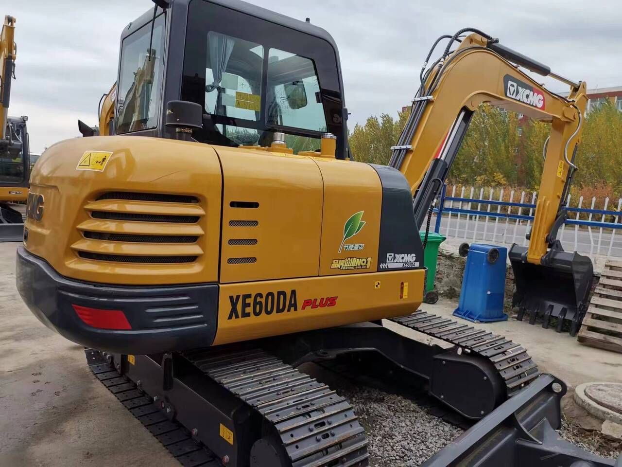 XCMG XE60DA - Kāpurķēžu ekskavators: foto 1 XCMG XE60DA - Kāpurķēžu ekskavators: foto 1