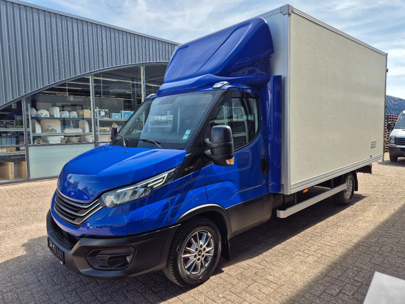 Iveco Daily 35S18 3.0D Koffer/ Xenon/ Airco - Furgons ar slēgtā virsbūve: foto 5 Iveco Daily 35S18 3.0D Koffer/ Xenon/ Airco - Furgons ar slēgtā virsbūve: foto 5