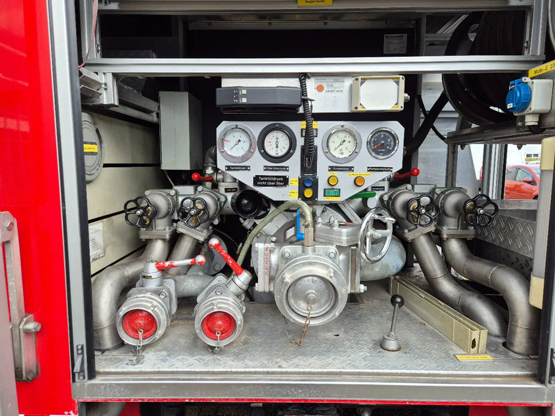 Ugunsdzēsēju mašīna Mercedes-Benz SK 1224 4x4 FIRETRUCK/ FEUERWEHR/ 2400L TANK/ EXPEDITION: foto 15 Ugunsdzēsēju mašīna Mercedes-Benz SK 1224 4x4 FIRETRUCK/ FEUERWEHR/ 2400L TANK/ EXPEDITION: foto 15