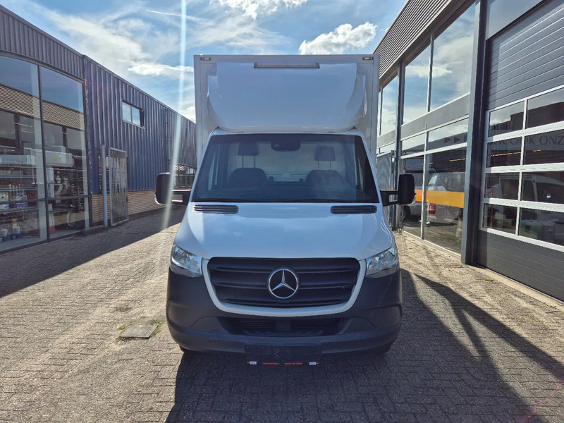 Mercedes-Benz Sprinter 516 CDI BE Clixtar/ Webasto/ 27 KUB/ Nutzlast 3.3T/ 073688 - Furgons ar slēgtā virsbūve: foto 4 Mercedes-Benz Sprinter 516 CDI BE Clixtar/ Webasto/ 27 KUB/ Nutzlast 3.3T/ 073688 - Furgons ar slēgtā virsbūve: foto 4