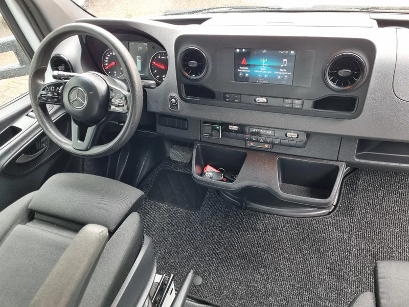 Furgons ar slēgtā virsbūve Mercedes-Benz Sprinter 516 CDI BE Clixtar/ Webasto/ 27 KUB/ Nutzlast 3.3T/ 073689: foto 6