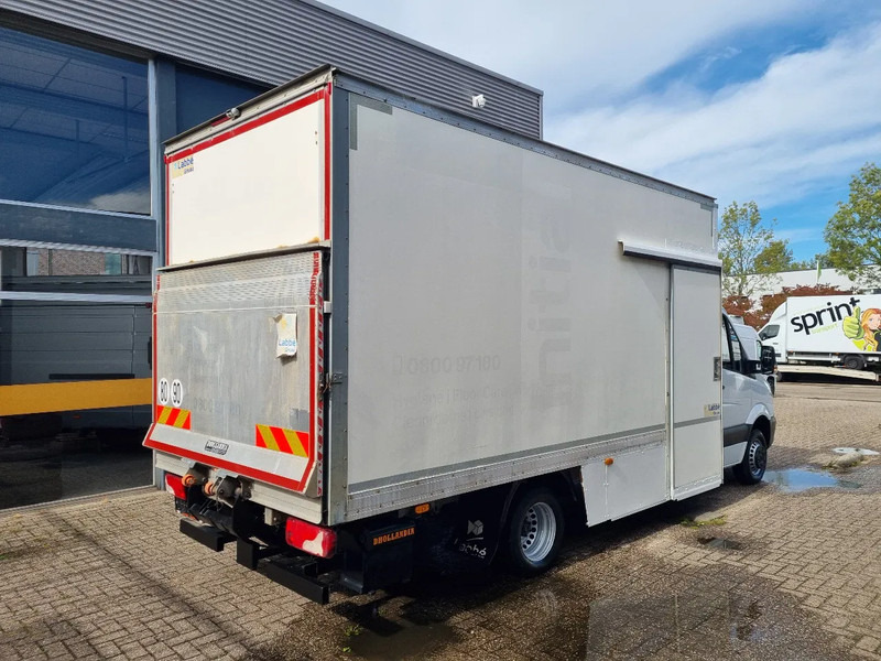 Mercedes-Benz Sprinter 516 CDI Koffer LBW Dhollandia 750KG 24KUB - Furgons ar slēgtā virsbūve: foto 2 Mercedes-Benz Sprinter 516 CDI Koffer LBW Dhollandia 750KG 24KUB - Furgons ar slēgtā virsbūve: foto 2