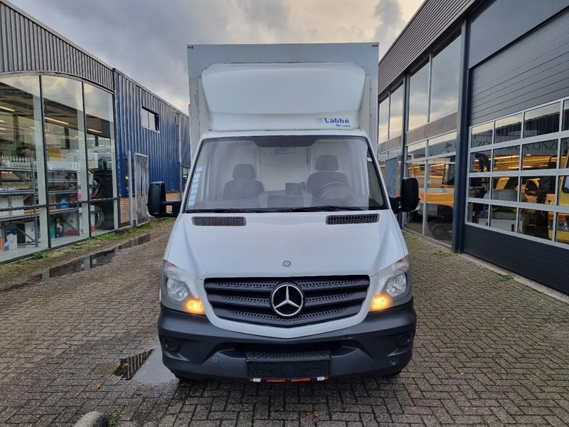 Mercedes-Benz Sprinter 516 CDI Koffer LBW Dhollandia 750KG Euro 5B - Furgons ar slēgtā virsbūve: foto 3 Mercedes-Benz Sprinter 516 CDI Koffer LBW Dhollandia 750KG Euro 5B - Furgons ar slēgtā virsbūve: foto 3