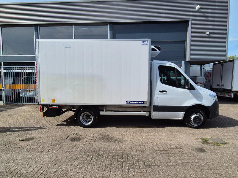 Mercedes-Benz Sprinter 516 CDI/ Kuhlkoffer/ Carrier Xarios 300/ -20/ +20/ Standby 230V - Komercauto refrižerators: foto 2 Mercedes-Benz Sprinter 516 CDI/ Kuhlkoffer/ Carrier Xarios 300/ -20/ +20/ Standby 230V - Komercauto refrižerators: foto 2