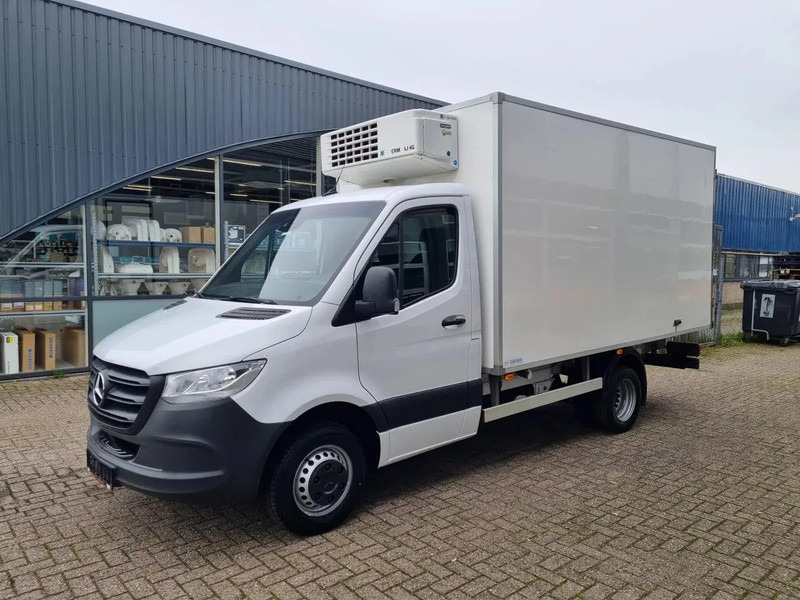 Mercedes-Benz Sprinter 516 CDI THERMOKING V500 MAX MT/ -20+20 STANDBY 380V - Komercauto refrižerators: foto 4 Mercedes-Benz Sprinter 516 CDI THERMOKING V500 MAX MT/ -20+20 STANDBY 380V - Komercauto refrižerators: foto 4