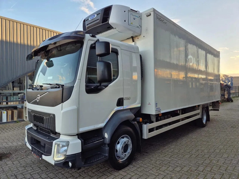 Volvo FL 12.250 Kuhlkoffer Carrier 850MT ST 380V -30/+30/ LBW/ EURO 6 - Kravas automašīna refrižerators: foto 4 Volvo FL 12.250 Kuhlkoffer Carrier 850MT ST 380V -30/+30/ LBW/ EURO 6 - Kravas automašīna refrižerators: foto 4