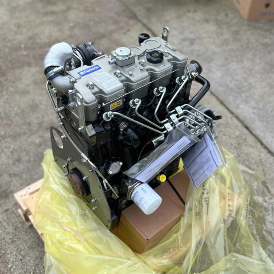 Perkins 404D-22T Long Motor for GP Builds and 404C-22T (HR) - Dzinējs: foto 3 Perkins 404D-22T Long Motor for GP Builds and 404C-22T (HR) - Dzinējs: foto 3
