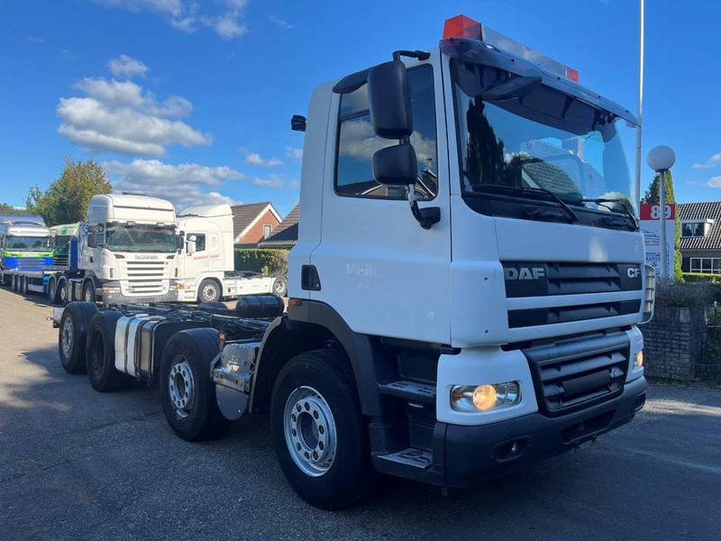 DAF 85.360 8X2 SINGLE CAB CHASSIS - Šasija kravas automašīna: foto 4 DAF 85.360 8X2 SINGLE CAB CHASSIS - Šasija kravas automašīna: foto 4