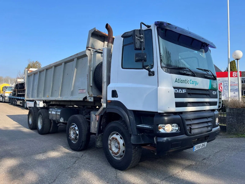 DAF CF 85.430 MANUAL GEARBOX BIG AXLES FULL STEEL SUSPENSION - Kravas automašīna pašizgāzējs: foto 3 DAF CF 85.430 MANUAL GEARBOX BIG AXLES FULL STEEL SUSPENSION - Kravas automašīna pašizgāzējs: foto 3