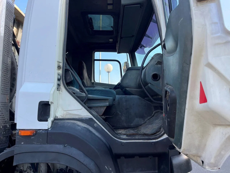 DAF CF 85.430 MANUAL GEARBOX BIG AXLES FULL STEEL SUSPENSION - Kravas automašīna pašizgāzējs: foto 5 DAF CF 85.430 MANUAL GEARBOX BIG AXLES FULL STEEL SUSPENSION - Kravas automašīna pašizgāzējs: foto 5