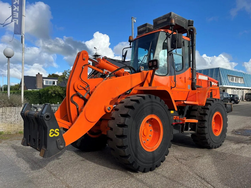 Doosan DL250 - Riteņu iekrāvējs: foto 1 Doosan DL250 - Riteņu iekrāvējs: foto 1