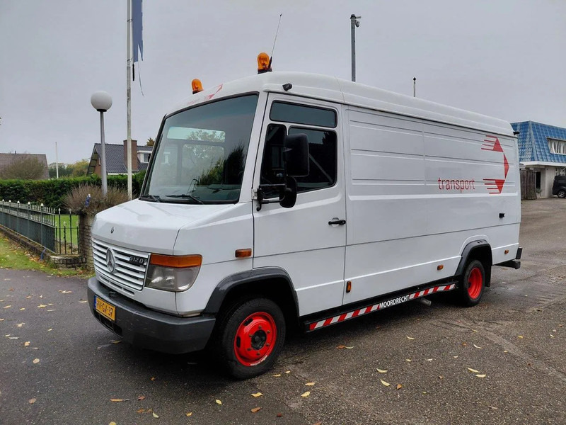 Mercedes-Benz 512 D - Mazs furgons: foto 1 Mercedes-Benz 512 D - Mazs furgons: foto 1