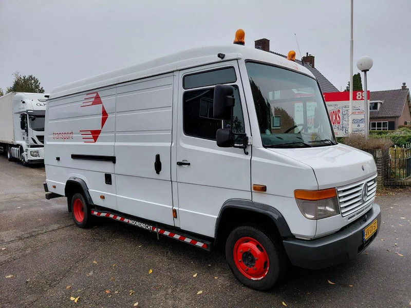 Mercedes-Benz 512 D - Mazs furgons: foto 2 Mercedes-Benz 512 D - Mazs furgons: foto 2