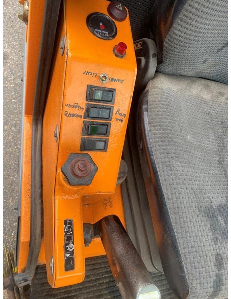 Nilfisk MFH2200 SWEEPER MFH 2200 CLEANER - Rūpnieciskais slaucītājs: foto 5 Nilfisk MFH2200 SWEEPER MFH 2200 CLEANER - Rūpnieciskais slaucītājs: foto 5