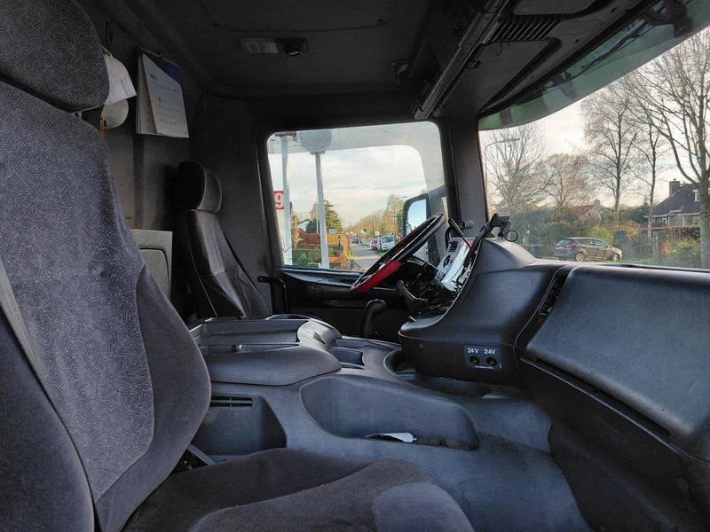 Scania P114-340 114G 340 BIG AXLE FULL STEEL SPRING 3+3 MANUAL GEARBOX - Bortu kravas automašīna/ Platforma: foto 4 Scania P114-340 114G 340 BIG AXLE FULL STEEL SPRING 3+3 MANUAL GEARBOX - Bortu kravas automašīna/ Platforma: foto 4