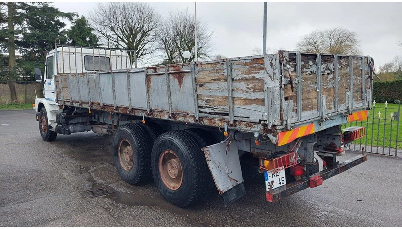 Scania T113-320 6X4 Kipper Steel Spring - Kravas automašīna pašizgāzējs: foto 4 Scania T113-320 6X4 Kipper Steel Spring - Kravas automašīna pašizgāzējs: foto 4