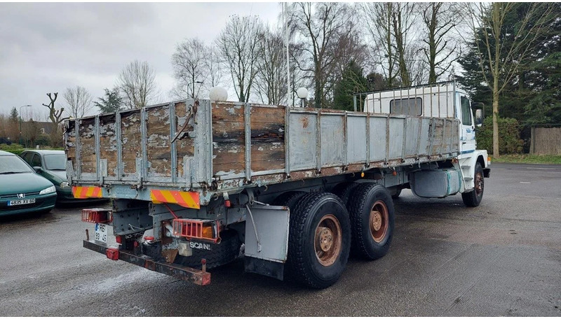 Scania T113-320 6X4 Kipper Steel Spring - Kravas automašīna pašizgāzējs: foto 3 Scania T113-320 6X4 Kipper Steel Spring - Kravas automašīna pašizgāzējs: foto 3