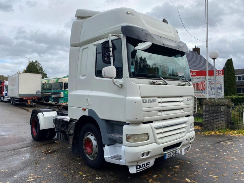 DAF CF 85.410 85CF 410 AUTOMATIC - Vilcējs: foto 4 DAF CF 85.410 85CF 410 AUTOMATIC - Vilcējs: foto 4