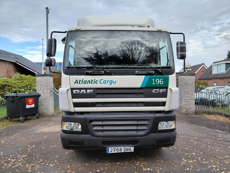 DAF CF 85.430 MANUAL ZF GEARBOX 4x2 Truckhead !! EURO 3 Engine !! - Vilcējs: foto 5 DAF CF 85.430 MANUAL ZF GEARBOX 4x2 Truckhead !! EURO 3 Engine !! - Vilcējs: foto 5