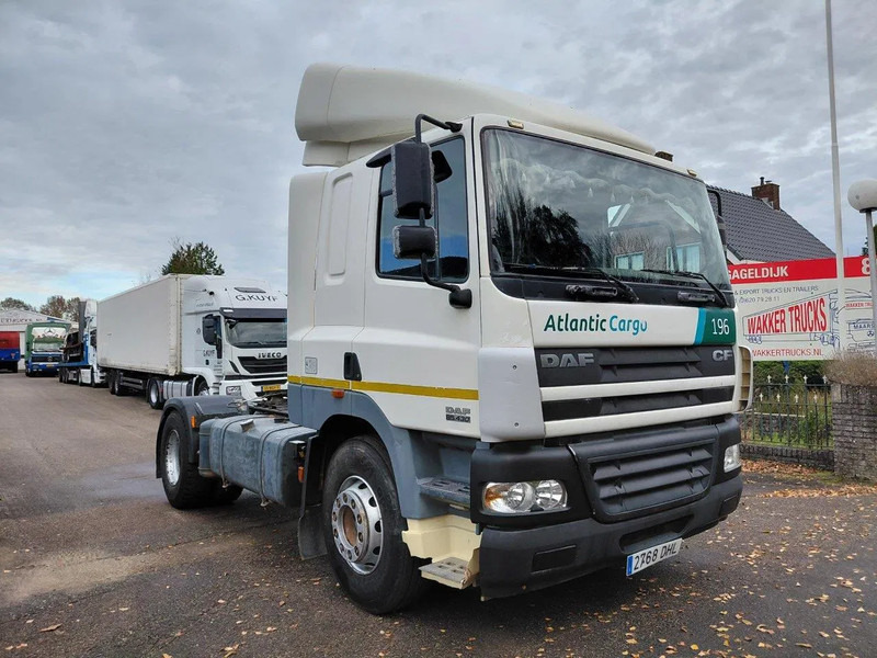 DAF CF 85.430 MANUAL ZF GEARBOX 4x2 Truckhead !! EURO 3 Engine !! - Vilcējs: foto 2 DAF CF 85.430 MANUAL ZF GEARBOX 4x2 Truckhead !! EURO 3 Engine !! - Vilcējs: foto 2