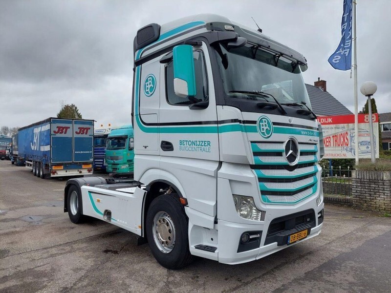 Mercedes-Benz Actros 1842 - Vilcējs: foto 2 Mercedes-Benz Actros 1842 - Vilcējs: foto 2