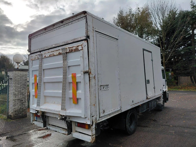 Volvo FL 6 4x2 Box - Kravas automašīna ar slēgto virsbūvi: foto 3 Volvo FL 6 4x2 Box - Kravas automašīna ar slēgto virsbūvi: foto 3