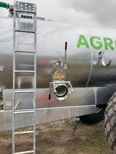Agro-max New Agro-Max Barrel/ Beczkowóz wóz asenizacyjny 10000 l - Šķidrmēslu muca: foto 1 Agro-max New Agro-Max Barrel/ Beczkowóz wóz asenizacyjny 10000 l - Šķidrmēslu muca: foto 1