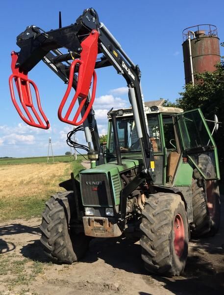 Metal-Technik Frontlader für Fendt/ Front loader/ Ładowacz TUR - Frontālais iekrāvējs - Traktors: foto 4 Metal-Technik Frontlader für Fendt/ Front loader/ Ładowacz TUR - Frontālais iekrāvējs - Traktors: foto 4
