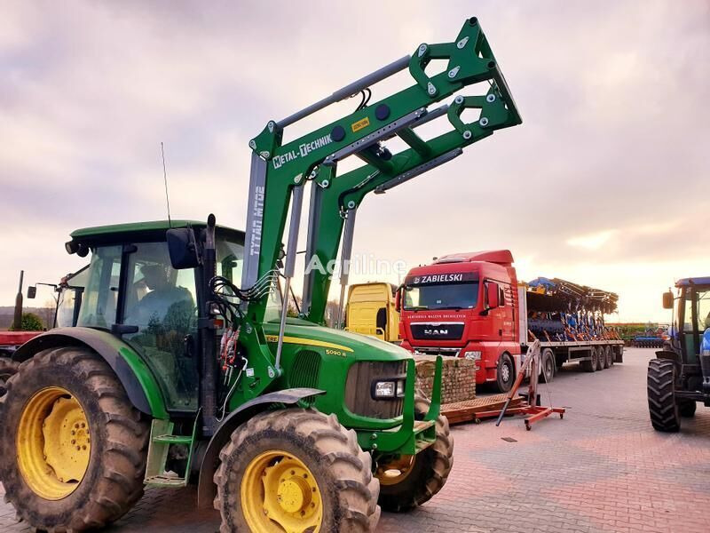 Metal-Technik Frontlader für John Deere 5085 M / Ładowacz czołowy na John Deer - Frontālais iekrāvējs - Traktors: foto 1 Metal-Technik Frontlader für John Deere 5085 M / Ładowacz czołowy na John Deer - Frontālais iekrāvējs - Traktors: foto 1