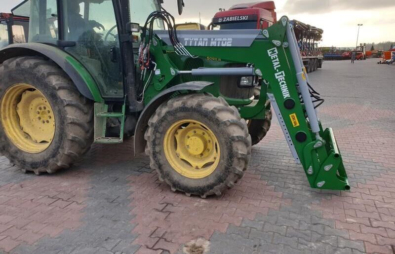Metal-Technik Frontlader für John Deere 6620 / Ładowacz czołowy do John Deere - Frontālais iekrāvējs: foto 2 Metal-Technik Frontlader für John Deere 6620 / Ładowacz czołowy do John Deere - Frontālais iekrāvējs: foto 2