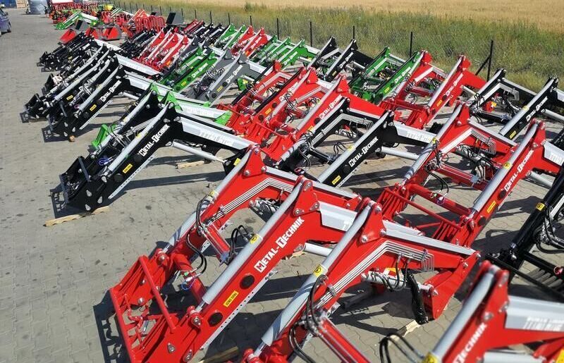 Metal-Technik Frontlader für John Deere/ Front loader/ Ładowacz TUR - Frontālais iekrāvējs - Traktors: foto 2 Metal-Technik Frontlader für John Deere/ Front loader/ Ładowacz TUR - Frontālais iekrāvējs - Traktors: foto 2